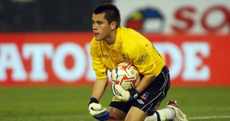 jugando como portero contra Santiago Wanderers.