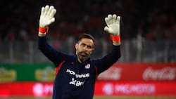 VIDEO | Claudio Bravo reaparece apoyando a Chile en la previa de la final de la Kings League