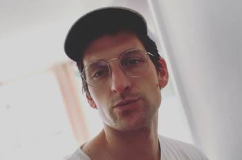 Quién es Gabriel Urzúa, destacado actor de "Verdades ocultas" y "La Ley de Baltazar"