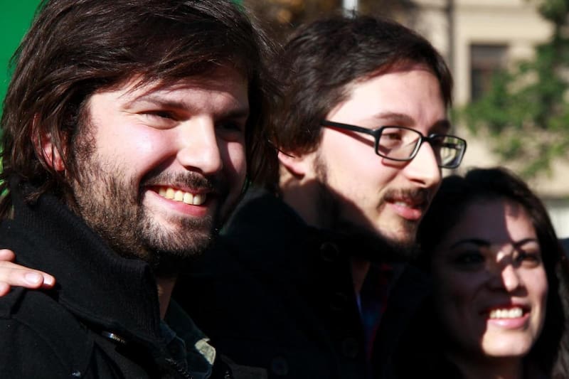 Francisco compartió con el presidente Gabriel Boric en su época universitaria.