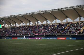 Restringen aforo para el Superclásico entre U. de Chile vs Colo Colo en La Florida