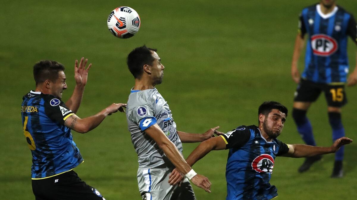 Copa Sudamericana: Huachipato 0-0 12 de Octubre - Los "Acereros" siguen invictos en el torneo
