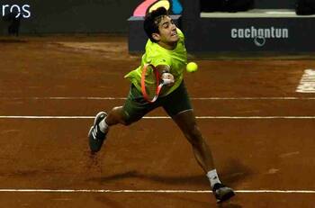 Cristian Garín tendrá un difícil rival en su estreno en el ATP de Barcelona