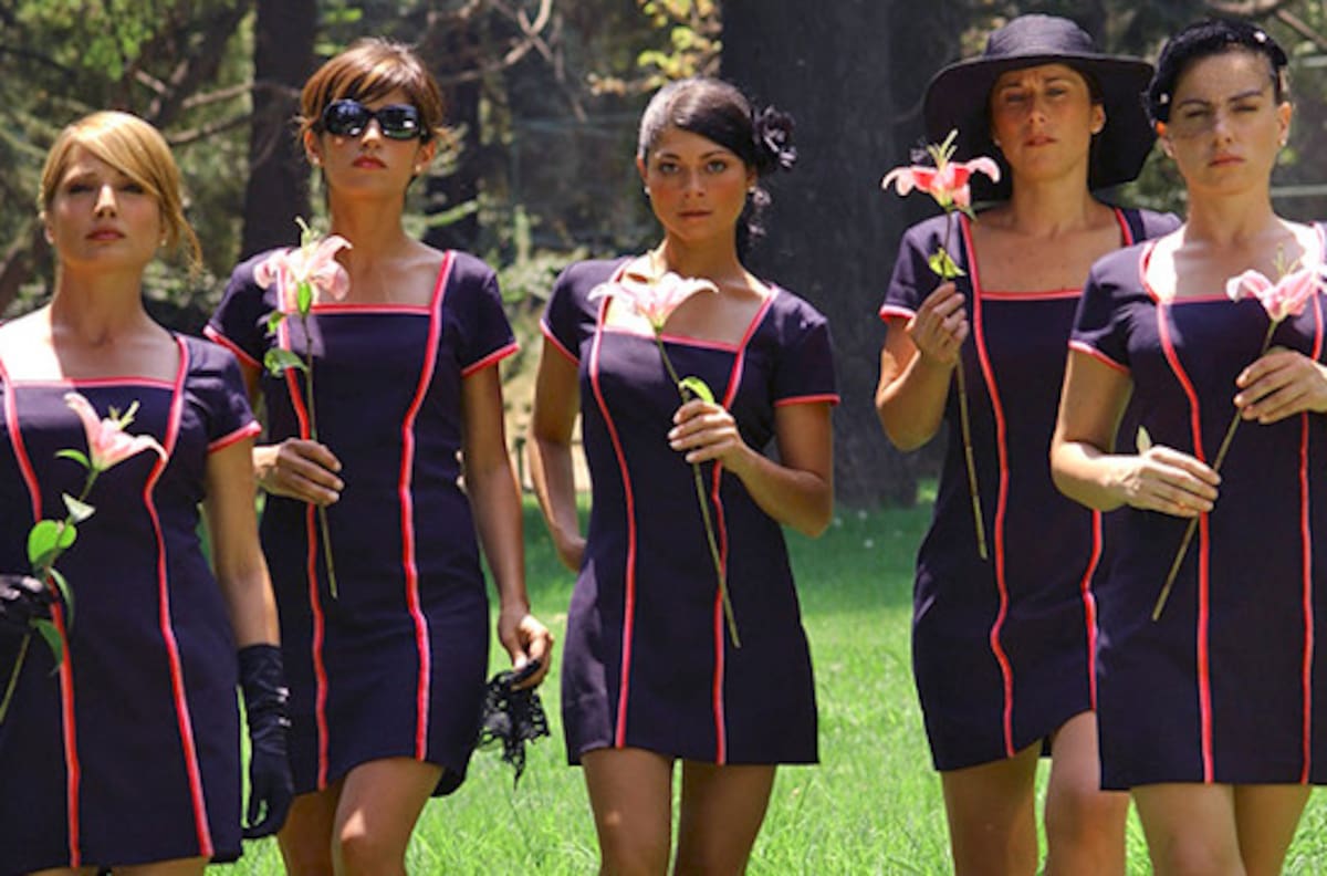 Teleseries "Brujas" y "Pacto de Sangre" volverán hoy a las pantallas de Canal 13
