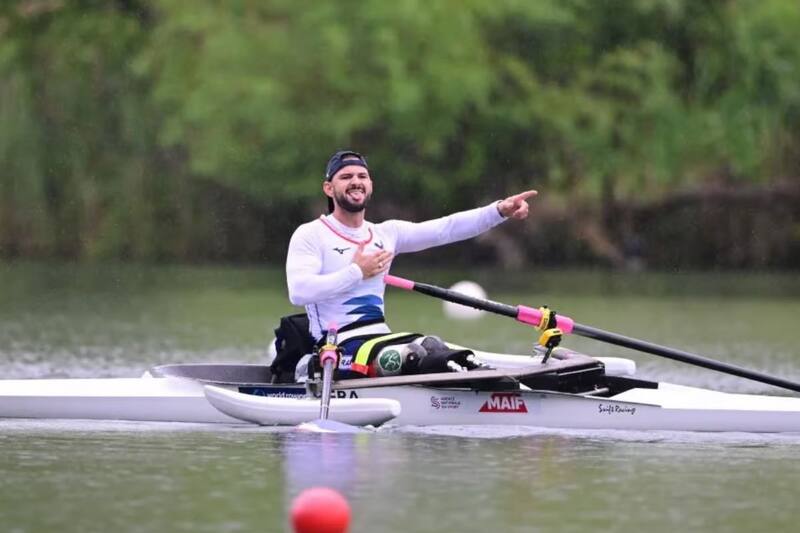 el remero francés que competirá en los Juegos Paralímpicos París 2024.