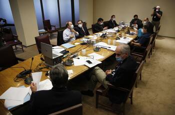 Cuarto retiro del 10%: Comisión Mixta despachó proyecto y se definirá su futuro en los próximos días