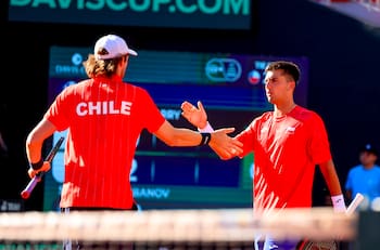 Chile vence a Serbia en Copa Davis y recibirá a España en septiembre