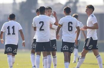 El '9' que volvió a Colo Colo tras dramática experiencia en el ascenso y buscará convencer a Gustavo Quinteros