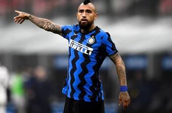 De verde completo: Arturo Vidal celebra en las redes al Rodelindo Román y a su criadero de caballos