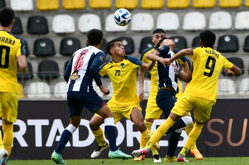 Los celestes marcaron presencia en su debut copero.