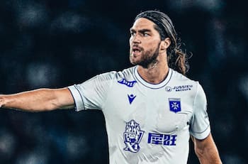 VIDEO | Así fue el primer gol de Francisco Sierralta en la Ligue 1