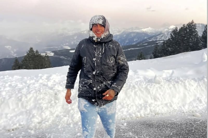 El arquero nacional haciéndole frente al crudo invierno de Andorra.