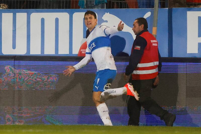 , delantero de Universidad Católica. Foto: Agencia Aton.