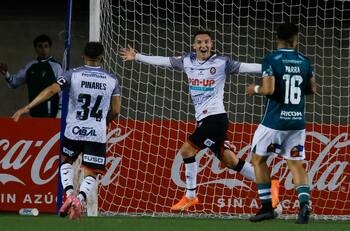 Tras la derrota de Santiago Wanderers: queda un solo invicto en las principales ligas del fútbol chileno