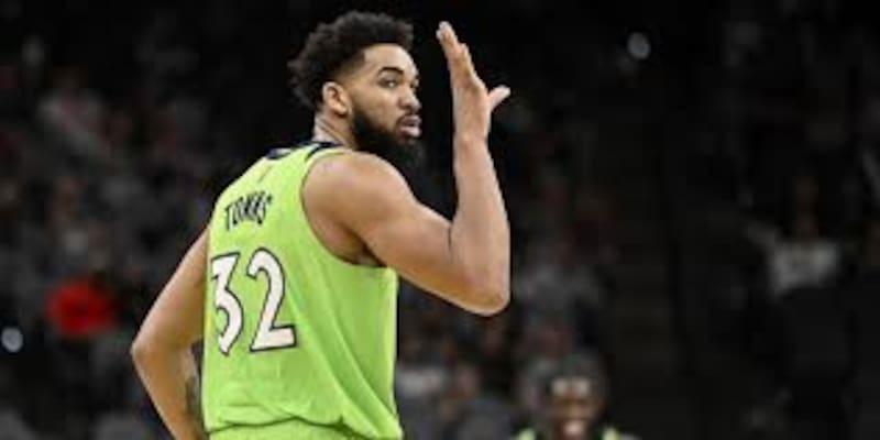 fue traspasado a la Knicks.