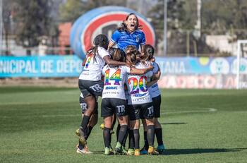 Ex arquera titular de Santiago Morning firma como refuerzo del campeón de la Copa Libertadores