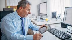 Estado paga $98.000 adicionales a la pensión de adultos mayores y de forma vitalicia: solicítalos así