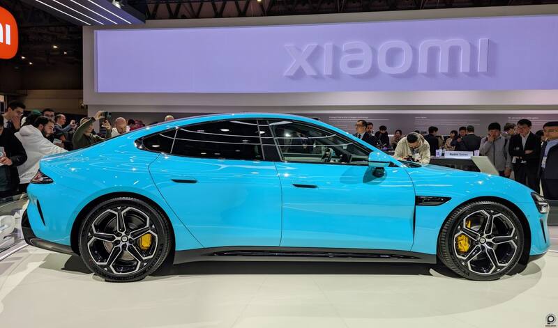 En una feria de tecnología y celulares Xiaomi presentó su primer auto