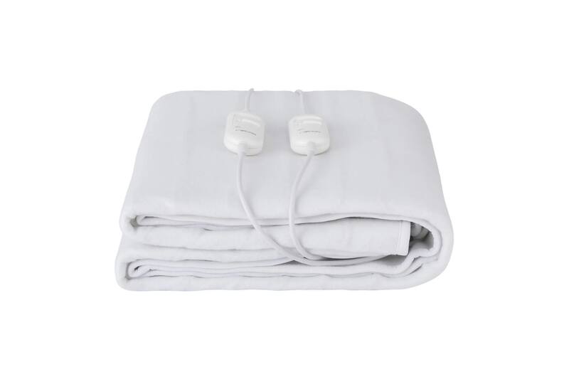 Cuenta además con dos controles para manejar la temperatura de cada lado de la cama individualmente.