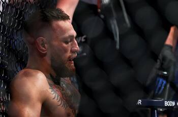 VIDEO: Conor McGregor sufrió una escalofriante fractura y perdió por KO técnico ante Dustin Poirier