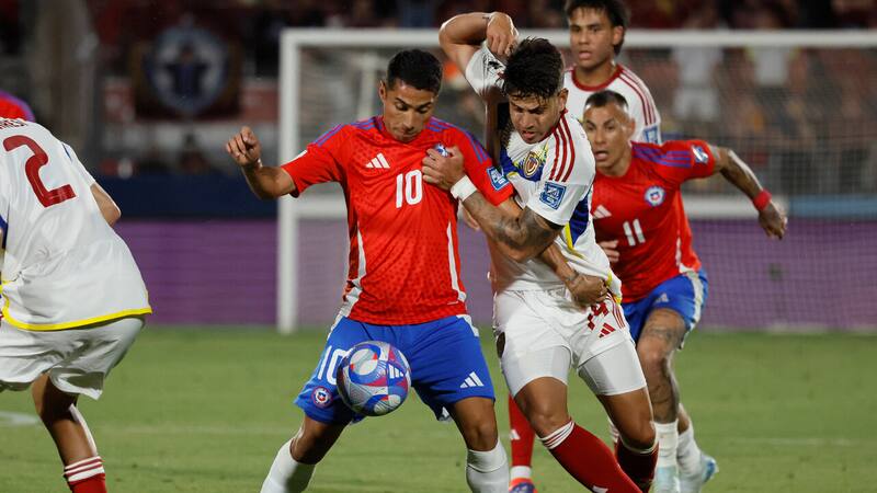 Colo Colo no corre solo: Everton también sueña con repatriar a Luciano Cabral