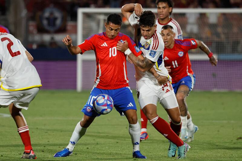 Colo Colo no corre solo: Everton también sueña con repatriar a Luciano Cabral. Foto: Aton.