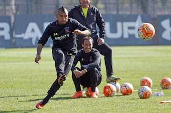 "Puede ser muy pronto": Regreso de Arturo Vidal a Colo Colo se podría dar antes de lo esperado