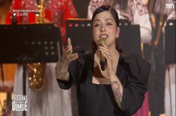 Lideró con gran rating: Así fue el ovacionado show de Mon Laferte en el Festival del Huaso de Olmué 2023