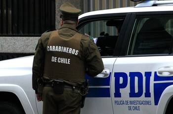 Encuentran cuerpo de mujer de 55 años en playa de Chiloé: Tenía lesiones evidentes y denuncia por VIF