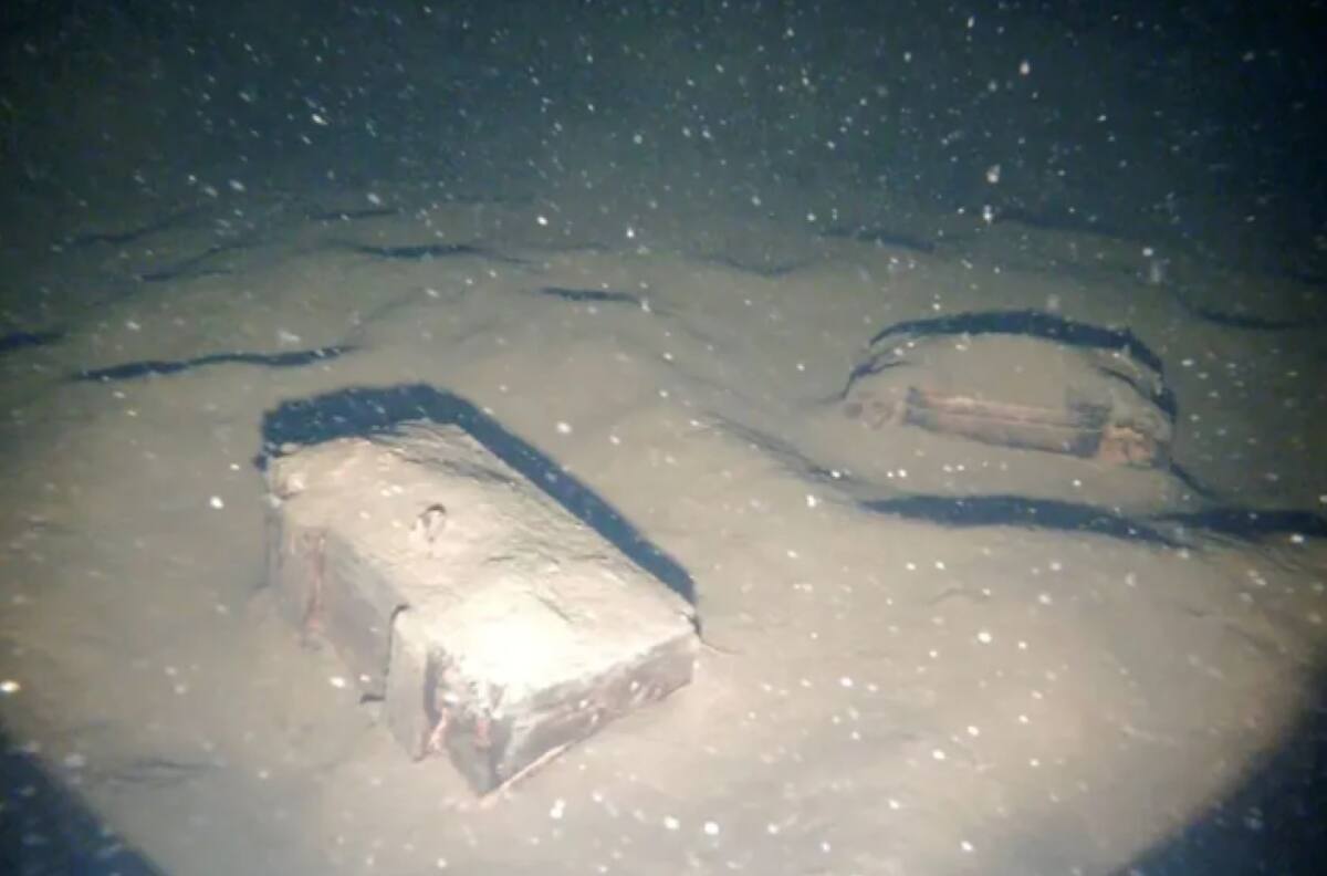 Podría tener 700 años de antigüedad: Descubren barco medieval hundido en el lago más grande de Noruega