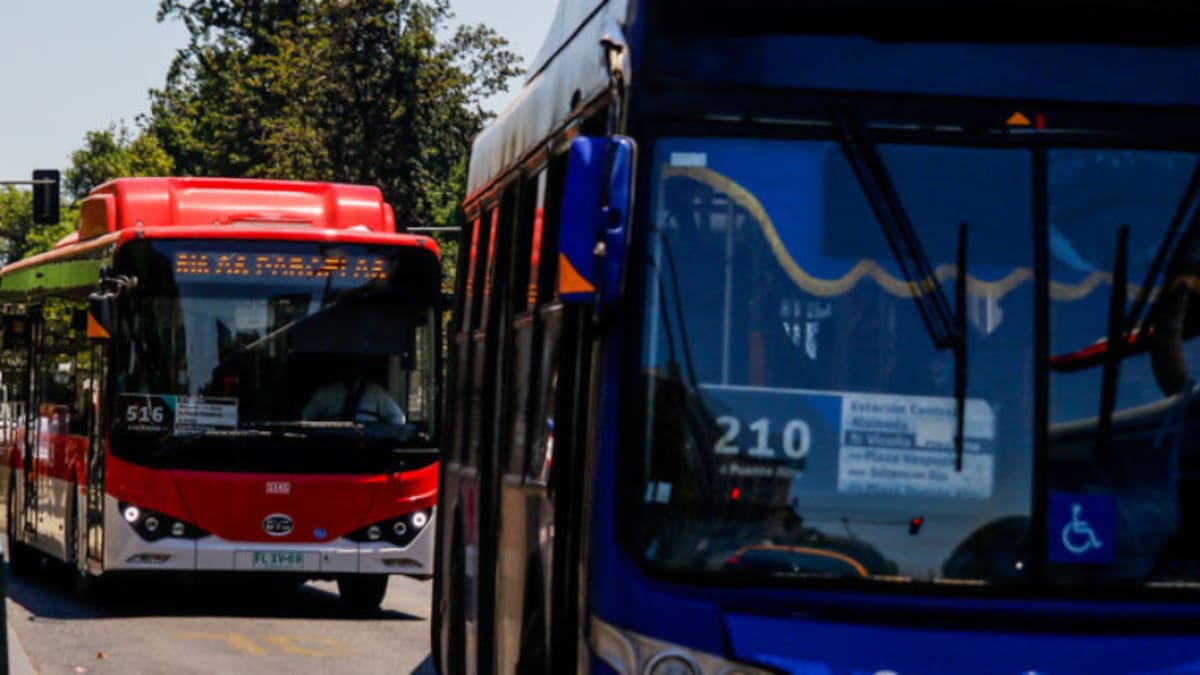 Transporte público de Santiago tendrá nuevos horarios a partir de este martes