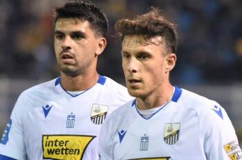 Ángelo Henríquez rescindió su contrato en Europa y quedó libre a 4 días del cierre del mercado en Chile