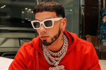 “Contigo aprendí que la sangre no te hace pariente”: Anuel sufre la terrible pérdida de importante miembro de su familia