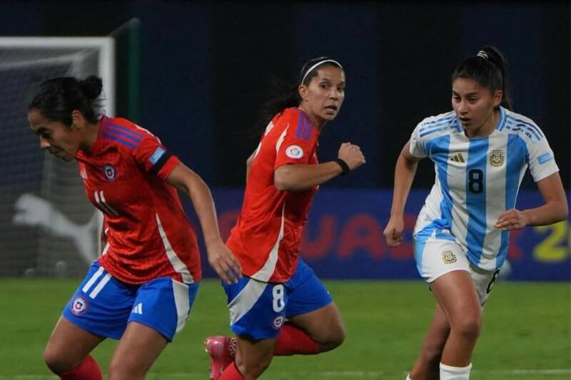 deberá seguir peleando para acceder a la segunda ronda. Créditos: Instagram @laroja