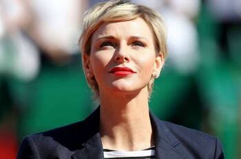 Princesa Charlene se conecta con su pasado y vuelve a sonreir