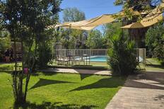 Esta increíble parcela con piscina en el sur de Santiago es ideal para escapar del calor con amigos