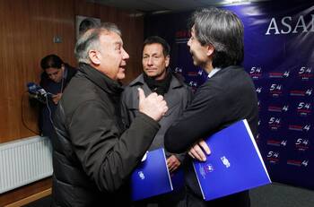 “Colo Colo me llamó antes que la U; conversé con uno de los dirigentes y dije que tenía contrato vigente”