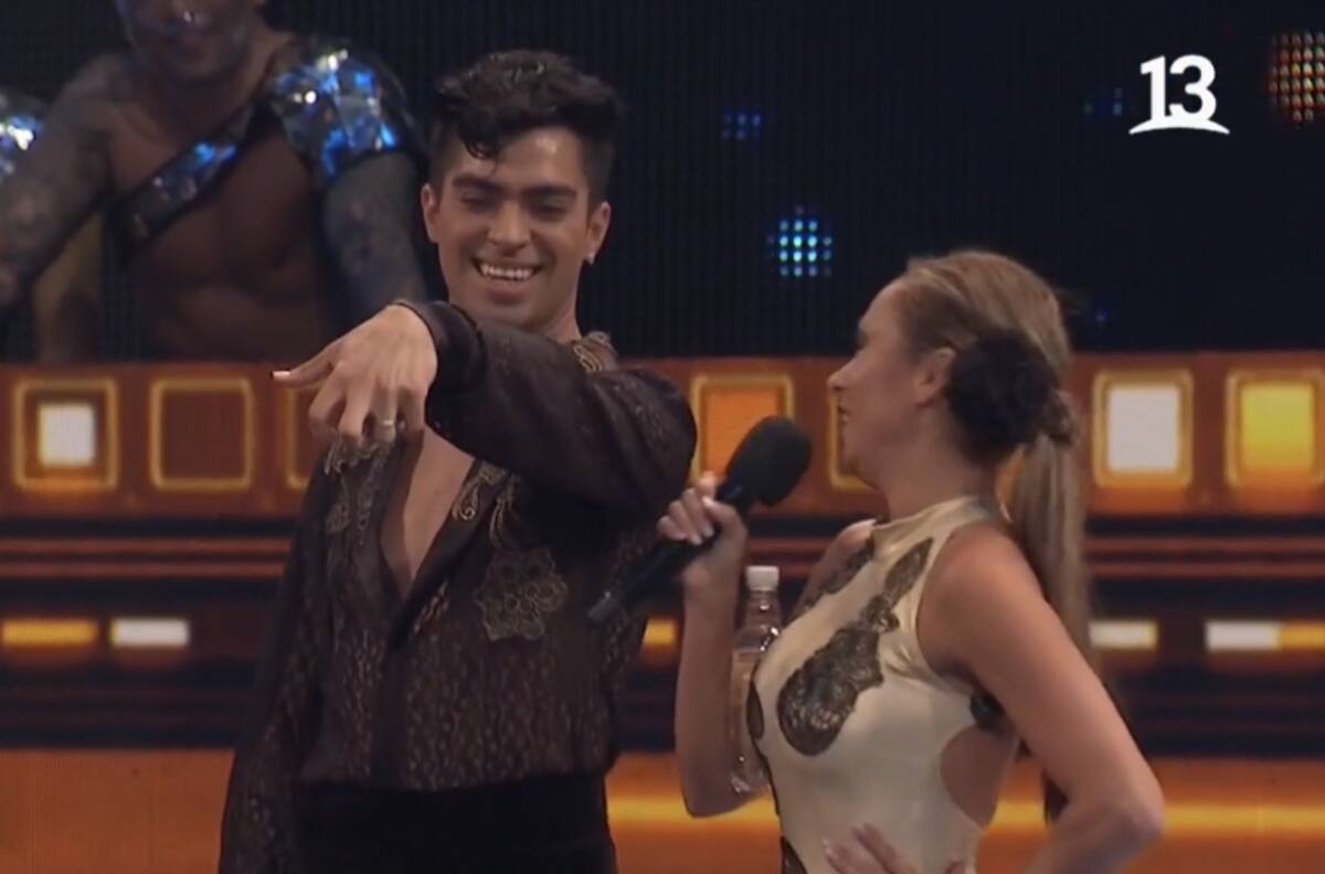 Bailarín de "Aquí se baila" anunció su matrimonio y presentó a su novio en el programa: "Me voy a casar acá primero"