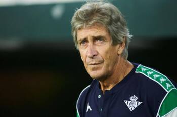 Con varias bajas: la formación de Real Betis de Claudio Bravo y Manuel Pellegrini para enfrentar Ferencvaros
