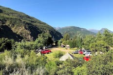 Este camping natural ubicado en la Región del Maule es perfecto para desconectarse y gozar a la orilla del río