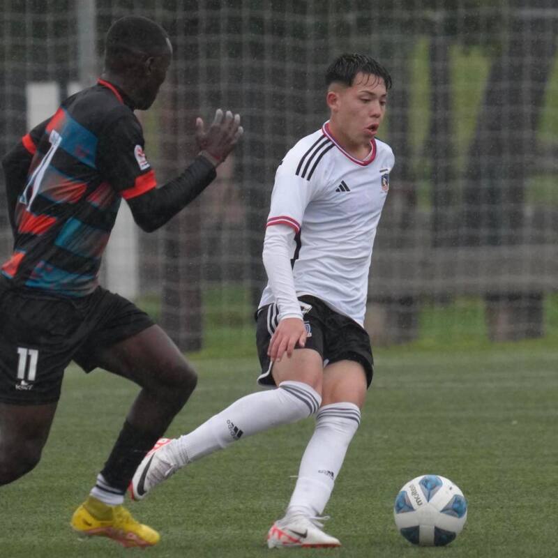 Marco Vallecilla en la visita de Cobresal a Colo Colo en el Estadio Monumental.