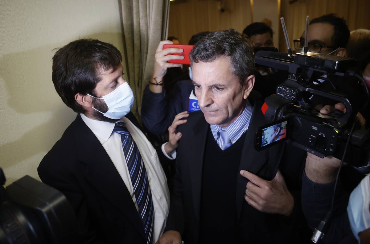 Gonzalo de la Carrera: Estas son las reacciones que generó en el mundo político la agresión que protagonizó