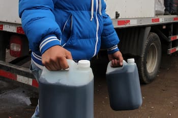 Si vives en alguna de estas 85 comunas de Chile, puedes obtener descuentos en parafina y bencina