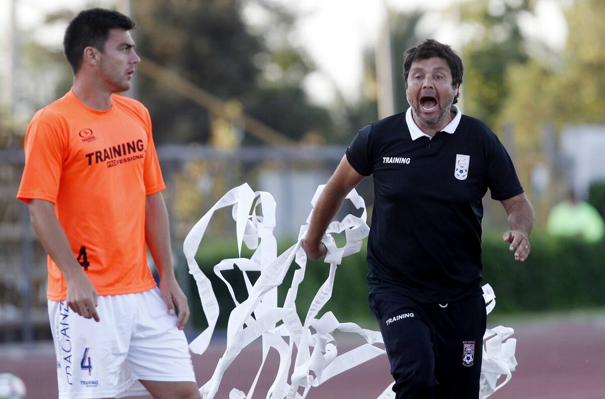 Carlos Encinas: "Lautaro de Buin tiene todo en regla, el 2019 yo no veía la parte administrativa de Melipilla"