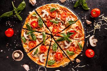 Clientes de CMR Falabella acceden a 40% de rebaja en reconocida cadena de pizzas