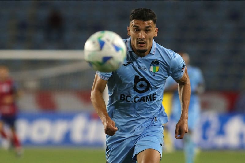 El delantero de O'Higgins que sueña jugar por La Roja. Foto: Agencia Aton.