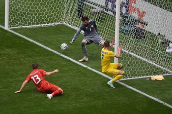 Ucrania se impuso a Macedonia y sumó sus primeros 3 puntos en la Eurocopa 2021
