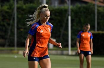 La jugadora más mediática del mundo lamenta la enorme desigualdad salarial en el fútbol