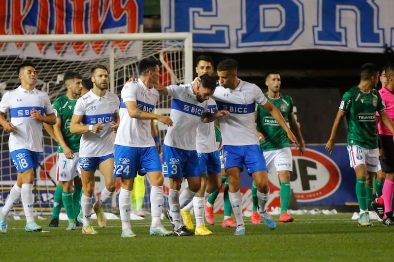 La UC venció en un intenso duelo a Audax Italiano. Foto: Agencia Aton.