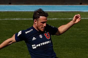 ¿No hay caso? Hinchas de la U se fueron en contra de Ángelo Henríquez